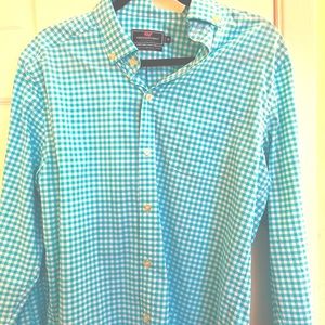 Vineyard Vines Performance Classic Fit Murray
Button Up Shirt Medium